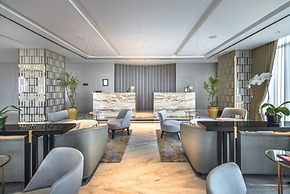 Oakwood Hotel & Residence Surabaya