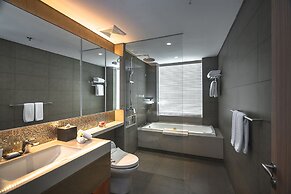 Oakwood Hotel & Residence Surabaya