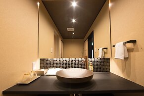 Rinn Kujofujinoki Central