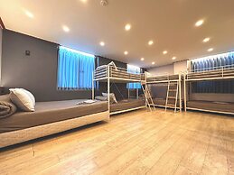 OYO Rooftop Hostel