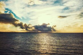 Hideout Okinawa Uruma