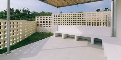 Hideout Okinawa Uruma