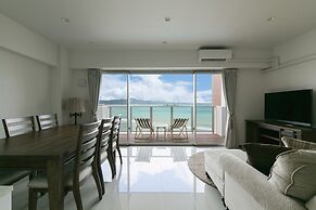 Hideout Okinawa Uruma