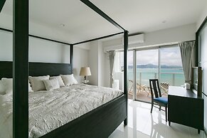 Hideout Okinawa Uruma