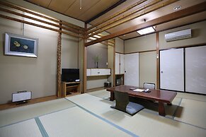 Japanese Inn Iwaso