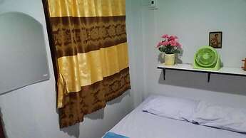 Adchara Mansion - Hostel