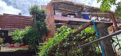 Adchara Mansion - Hostel