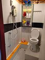 Adchara Mansion - Hostel