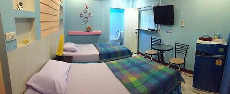 Adchara Mansion - Hostel