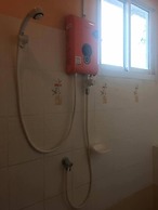 Adchara Mansion - Hostel