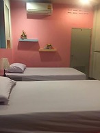 Adchara Mansion - Hostel