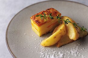 WeBase TAKAMATSU - Hostel