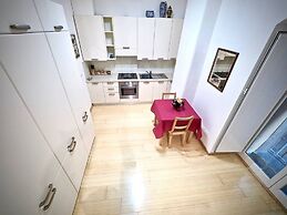 Studio DEL Sale, NEL Centro DEL Porto Antico