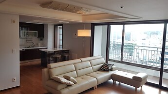Gangnam Stn Luxury Apt