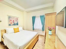 Cozy Hotel - 140 Cong Quynh
