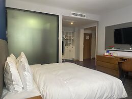 Holiday Inn Express Nanjing Xuanwu Lake by IHG