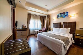 Alphaplus Apartments