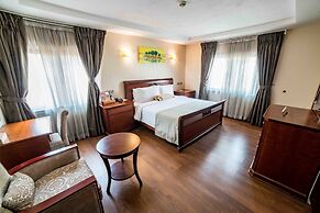 Alphaplus Apartments