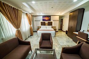 Alphaplus Apartments