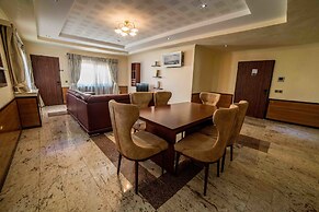 Alphaplus Apartments