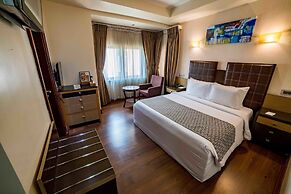 Alphaplus Apartments