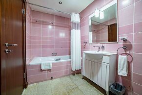 Alphaplus Apartments