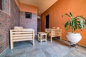 Alphaplus Apartments