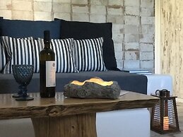 Elia Residences Santorini