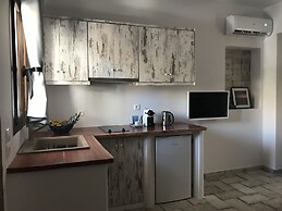 Elia Residences Santorini