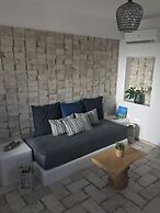 Elia Residences Santorini