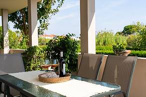 Tesys Studios & Apartments