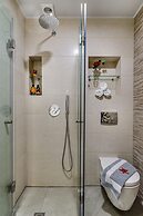 City Breeze Apartment