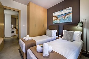 City Breeze Apartment