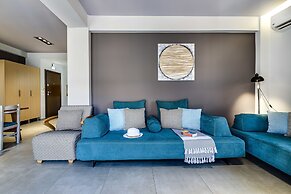 City Breeze Apartment