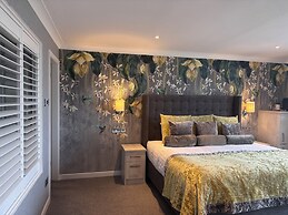 The Glendower Hotel