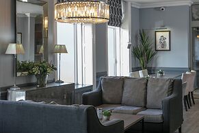 The Glendower Hotel