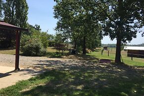 Agriturismo & Scuderia Fano's Farm