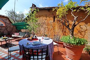 Garibaldi - WR Apartments