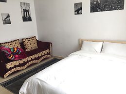 Beifeimeng Airport House