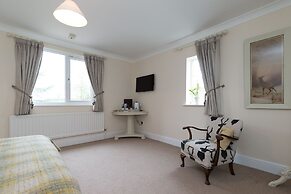 Whitethorn Bed and Breakfast