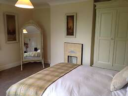 Whitethorn Bed and Breakfast