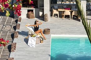 Damma Beachfront Luxury Villa