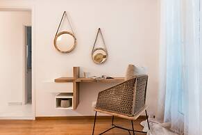 Damma Beachfront Luxury Villa