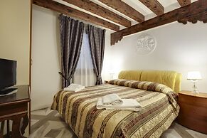 Angels - WR Apartments