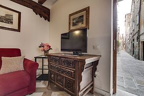 Angels - WR Apartments