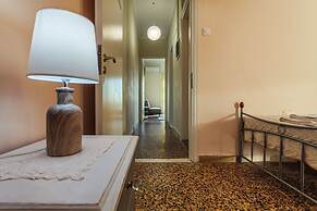 Sunset Serenity - Kardamili Seaside Getaway