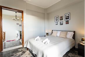 Sunset Serenity - Kardamili Seaside Getaway