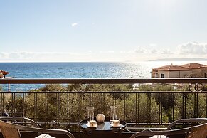 Sunset Serenity - Kardamili Seaside Getaway