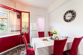 Sunset Serenity - Kardamili Seaside Getaway