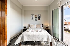 Sunset Serenity - Kardamili Seaside Getaway